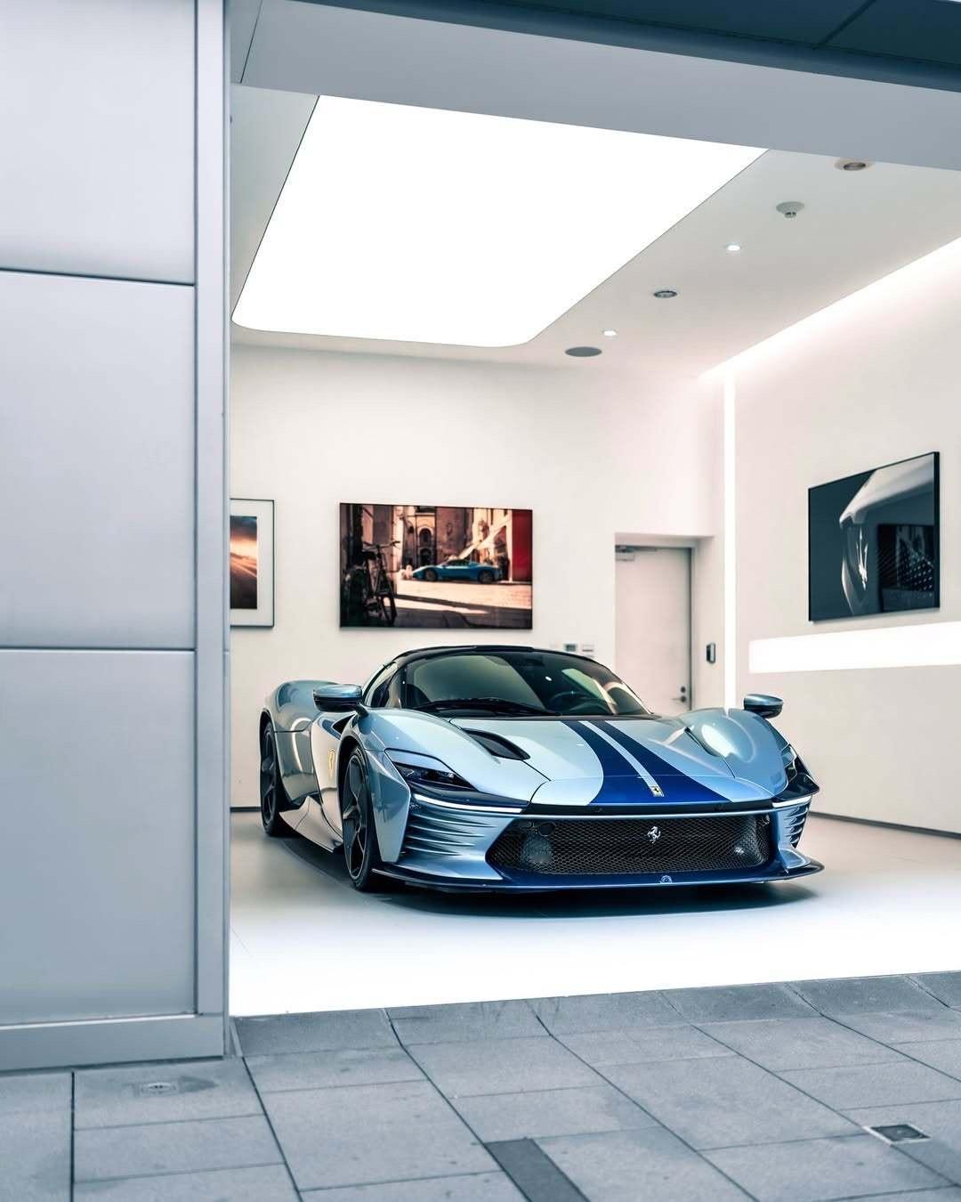 FerrariDaytonaSP3AzzurroArturo+BluM