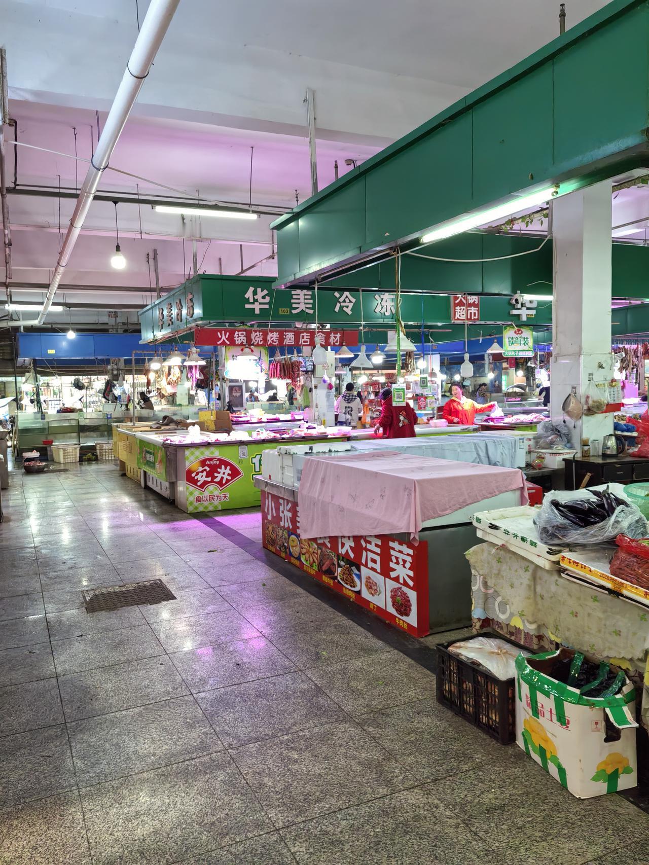 为什么身价上亿的人在中国会出现?中国出现身价上亿的人并不奇怪。2011胡润财富