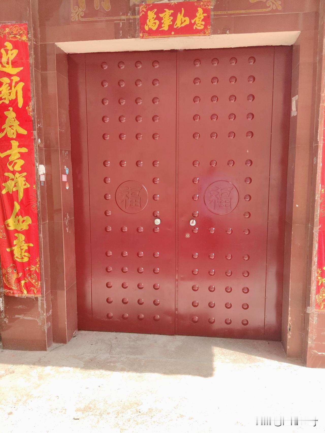 能用钱解决的事情，尽量不要找熟人帮忙，那样既欠人情，其实也不少花钱。前几天，