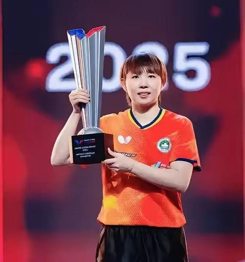 我赞同友友观点！我也评论评说朱雨玲几句：朱雨玲原是国乒乓球主