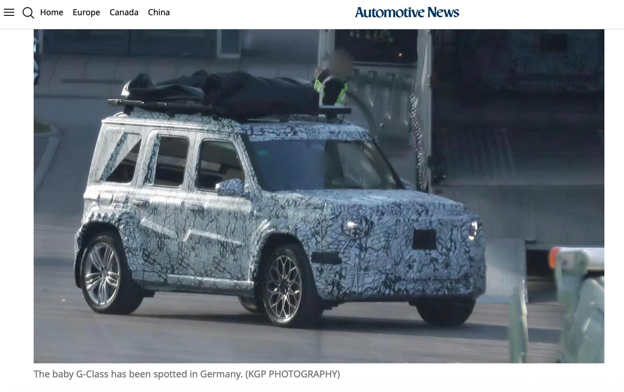 汽车新闻援引KGP图片，说这是奔驰纯电动的BabyG。