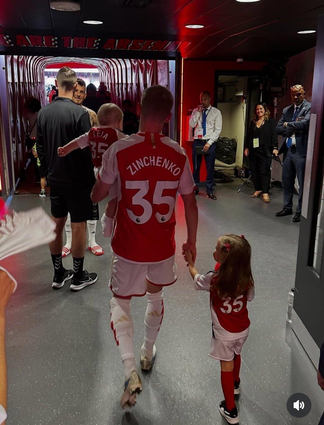 津琴科的妻子弗拉达ins动态：“是时候翻开我们足球故事的新篇章了。阿森纳将永远承