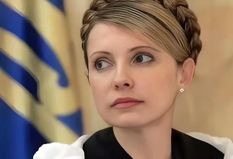 别说是泽连斯基，就算是亲俄的季莫申科接班了，她也不可能直接去签署一个割地的协议。