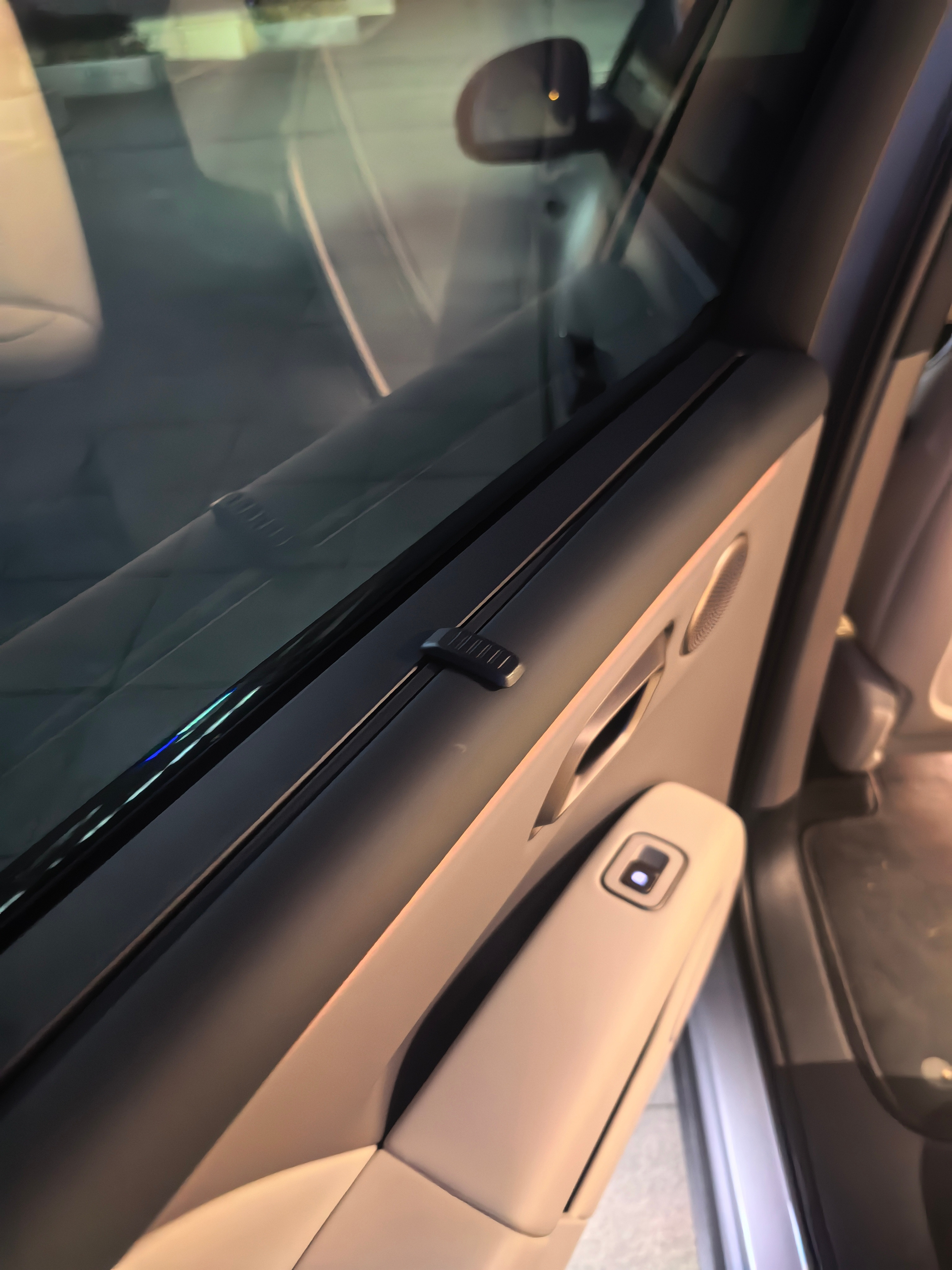 开两天理想i6大轮毂好看，漆水漂亮大家有什么想了解的？这几天着重给各位体验下理想