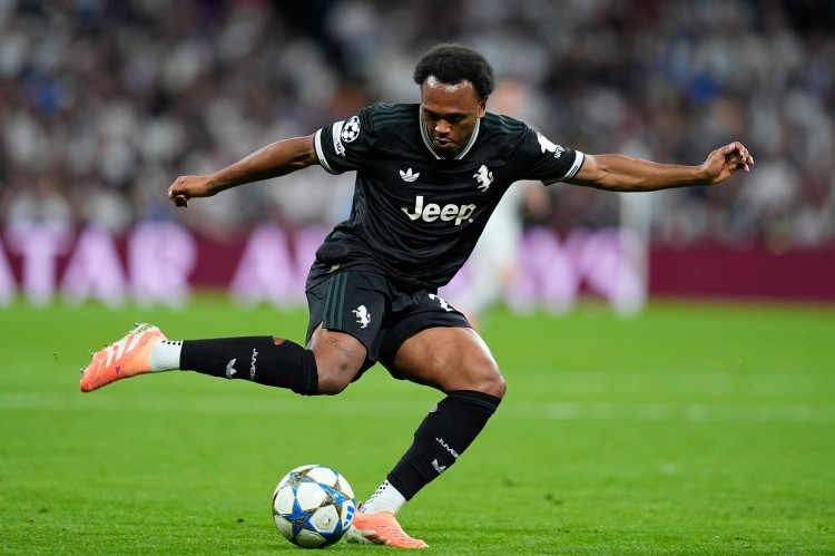 意天空: 尤文在欧冠仍有望直接晋级, 奥蓬达、库普梅纳斯首发