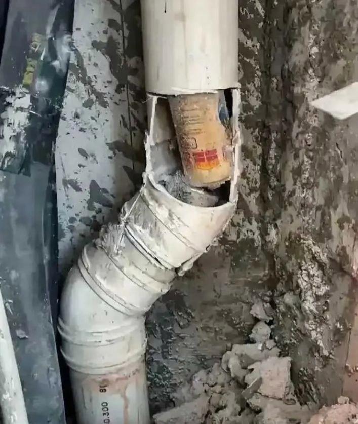 不知道是哪个邻居这么坏