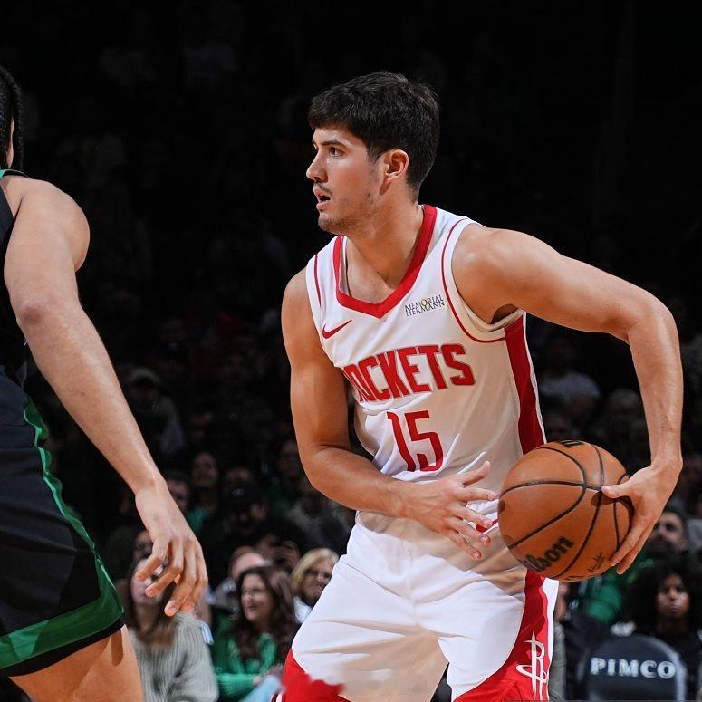 火箭外网球迷Will：谢泼德职业生涯至今共出战58场比赛。在他职业生涯的58场比