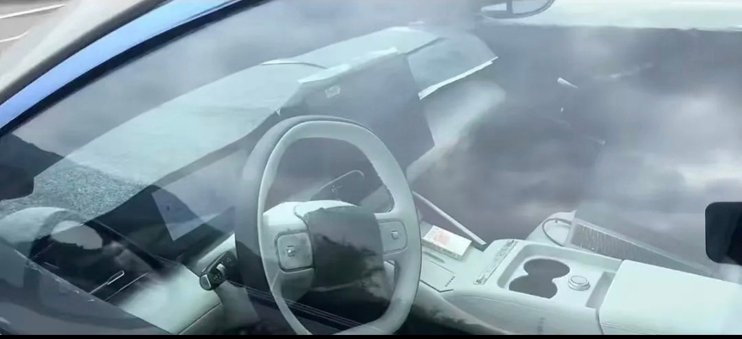 比亚迪秦MAX最新实车及内饰曝光！