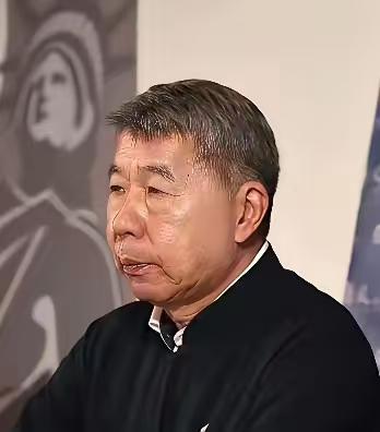 张亚中不是为了竞选国民党主席而来的！在第三次辩论会中，张亚中时时刻刻都在宣扬