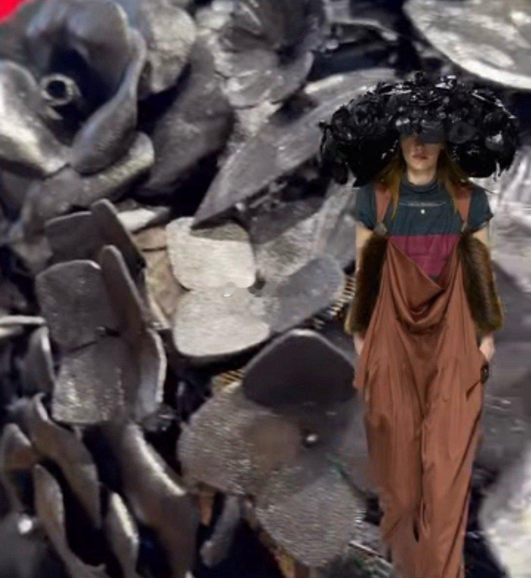 直击时尚幕后｜LouisVuitton2026秋冬女装系列于巴黎时装周发布，