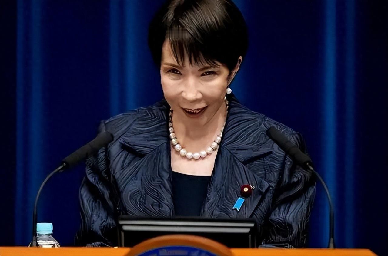 高市早苗即将下台。日政坛迎来“地震”！压根不用中方出手。一封检举信送到了