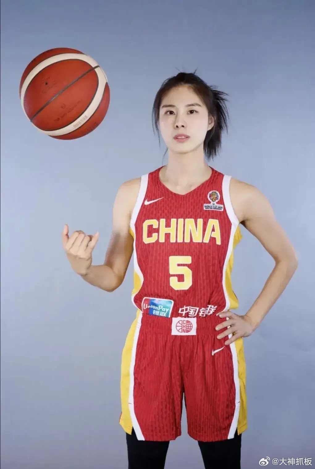 中国女篮这次想冲进世界杯四强，真不是喊几句口号就能做到的事。  很多球...