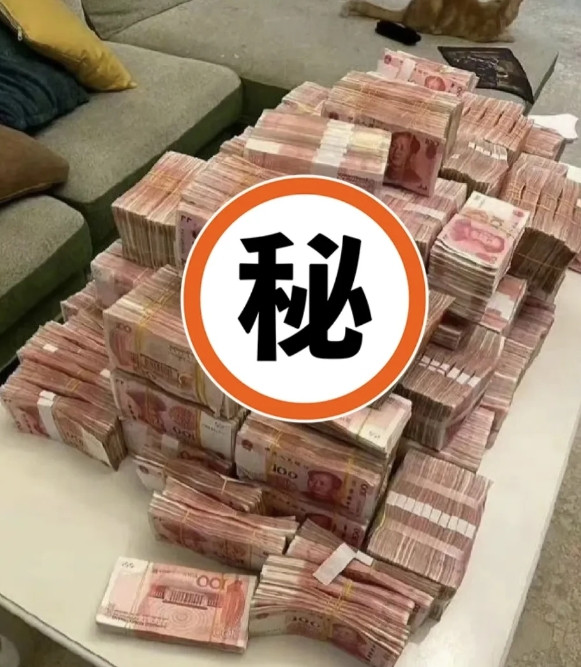 一对夫妻在离婚期间，婆婆意外去世。婆婆生前有近百万的积蓄，另外还有一套房子。