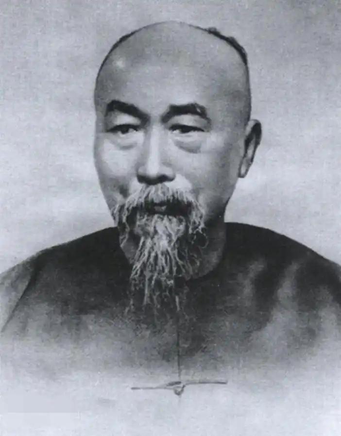 李鸿章有句千古名句："囊有钱，仓有粟，腹有诗书，便是山中宰相；身无病，心无