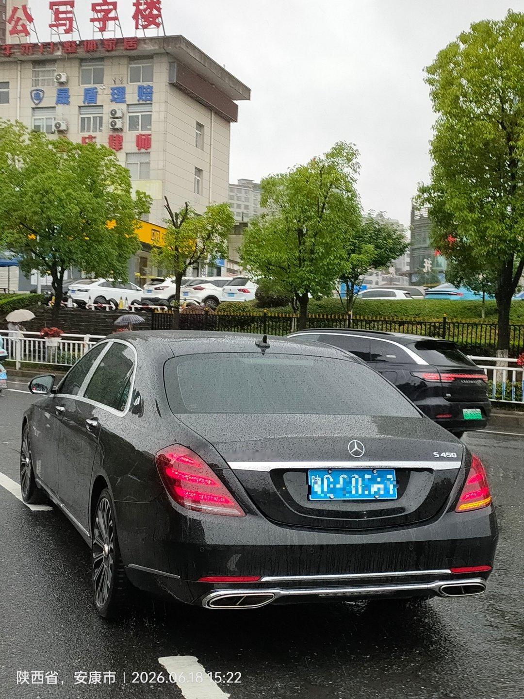 汽车汽车街拍我与汽车的日常奔驰s级奔驰S安康