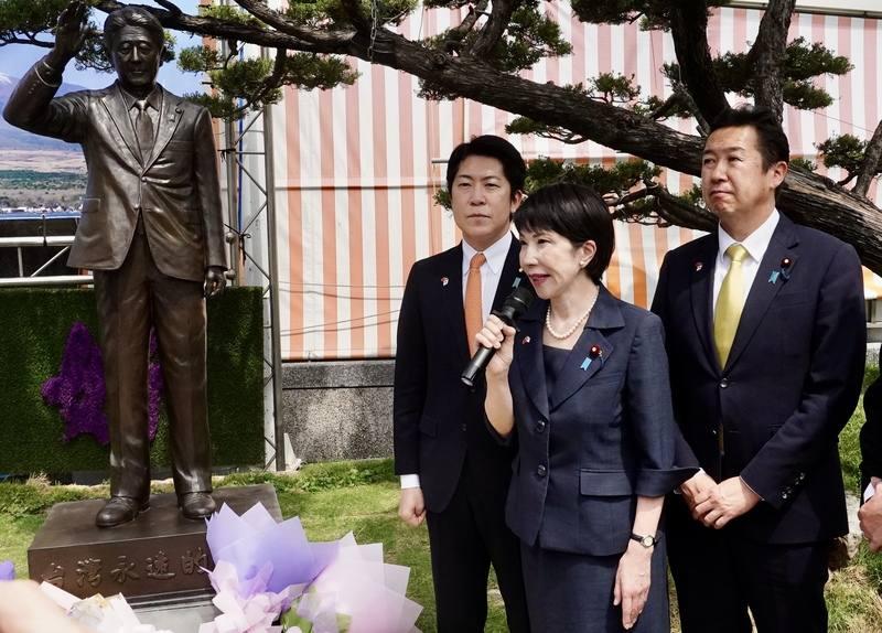 日本首相定了？高市早苗民调反超，结果自己把自己玩进去了9月26日消息，日本自
