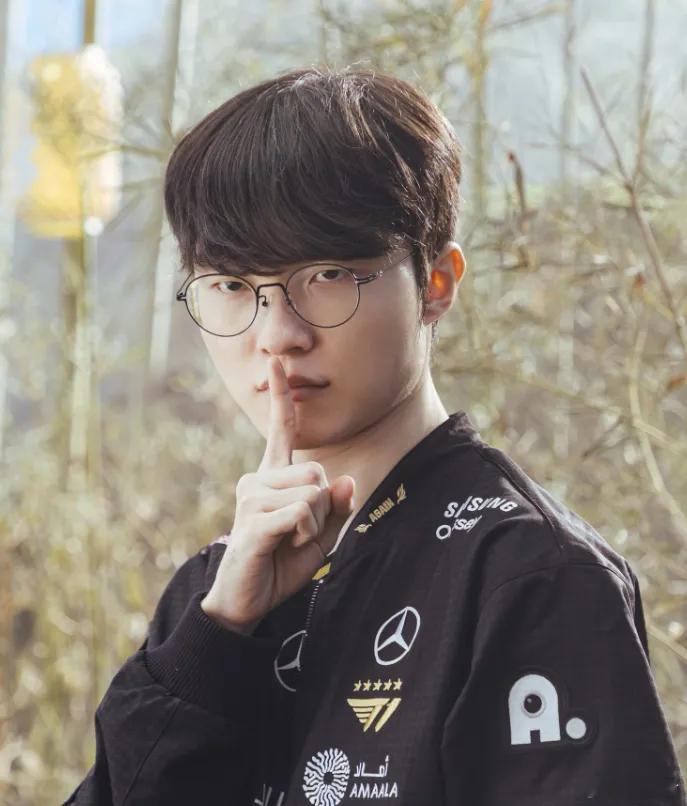 假如有个中国LOL选手五冠能有Faker在韩国地位高吗？LOL鲷哥：昨