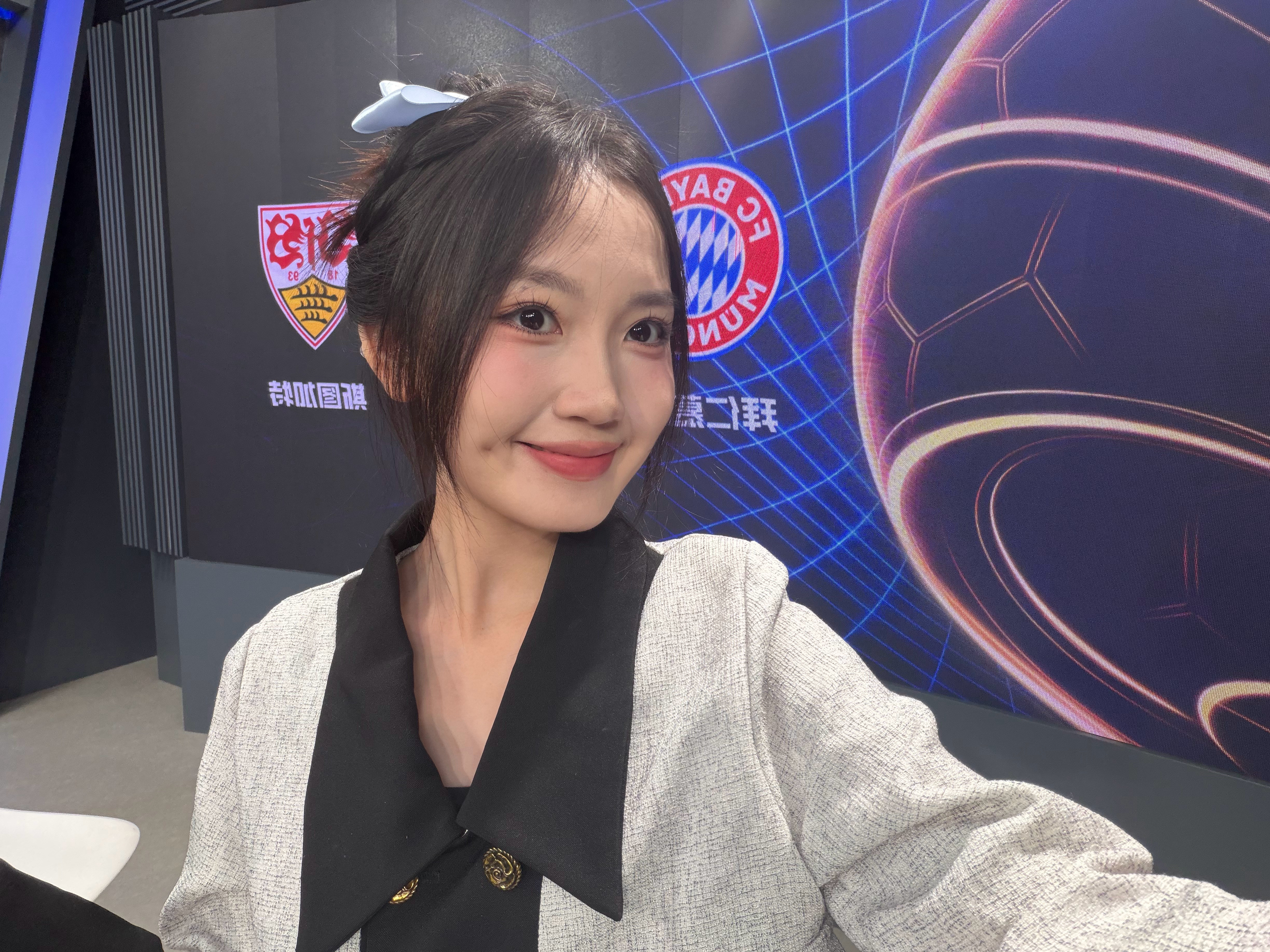 5:1开心之！！！嘻嘻嘻揭幕战就大胜颤抖吧[并不简单][并不简单]新鲜出炉的赛
