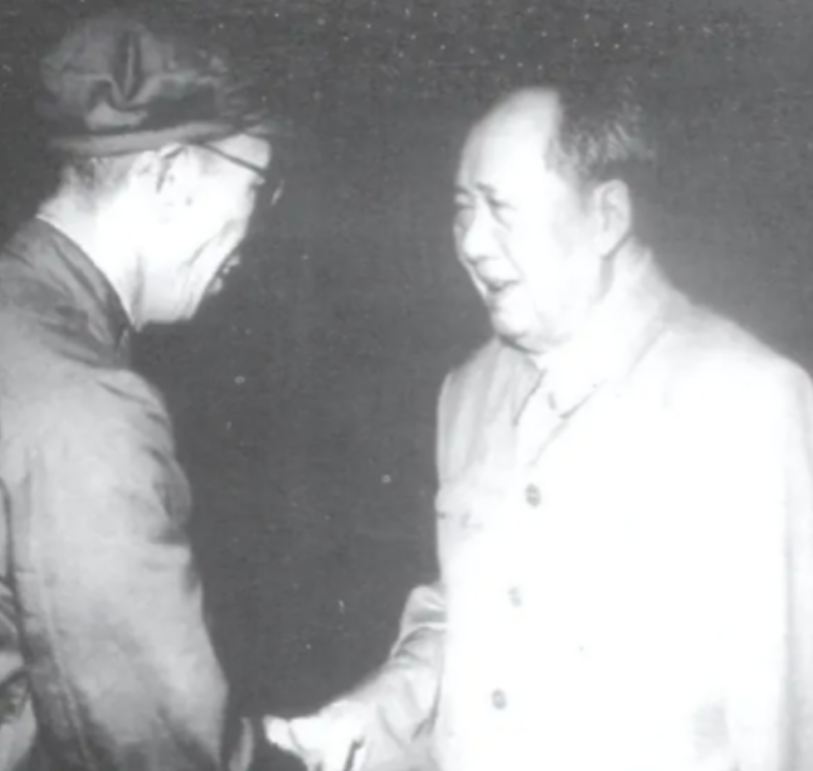1967年，毛主席接见成都军区司令员梁兴初，问道，你去过西藏吗？梁兴初诚惶诚恐地
