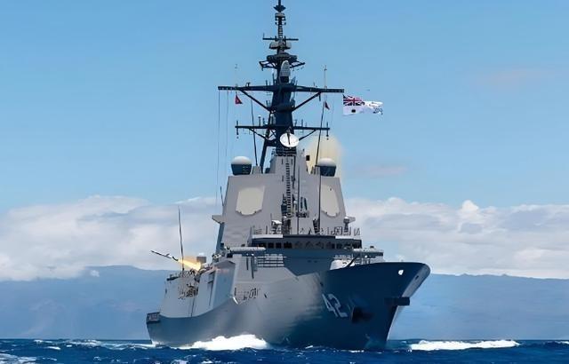 全球最“头铁”的国家出现了：人口500万，却出动军舰，帮高市早苗整中国。