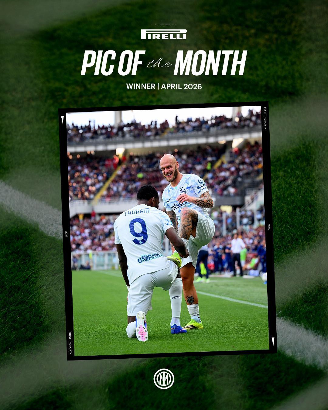 小图拉姆和迪马尔科的温馨互动，成为四月最佳摄影作品！📸