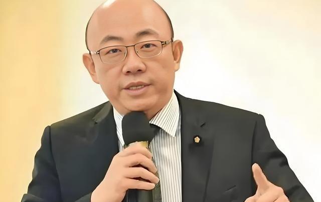 果然，郭正亮胆子够大，敢直接将其他人不敢说的内幕给说出来。据环球网8月28日消息