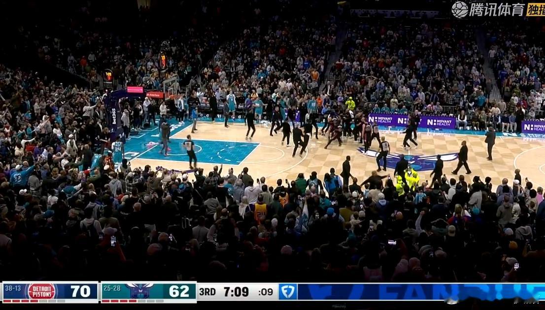 我去，这个场面太可怕了！