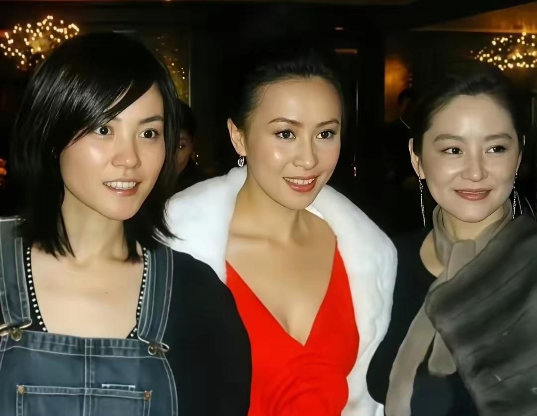 竟然是刘嘉玲最靓眼，难道是因为刘嘉玲太上镜了的缘故么？刘嘉玲王菲李亚鹏