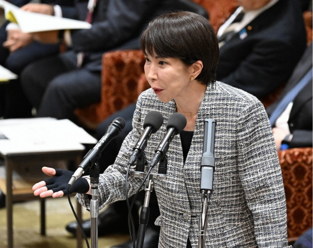 据日本《日刊体育》和法新社报道，当地时间10月14日，日方首相高市早苗在日本众议院预算委员会上谈到自