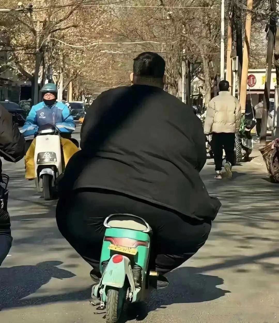 请用一个成语描述一下~~~​​​