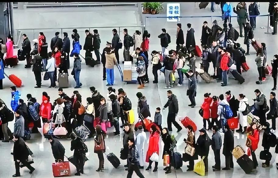 2026年2月，联合国前执行局主席莱特直言，中国风俗构成了全球无法复制的独特信仰