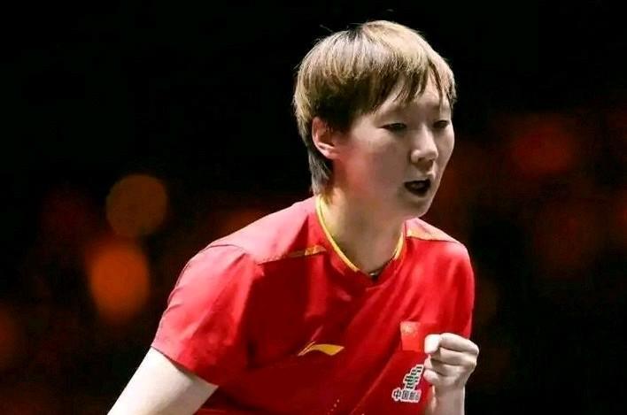 只丢一局！！！回顾王曼昱晋级决赛之路……王曼昱3:0横扫何卓佳晋级32强！