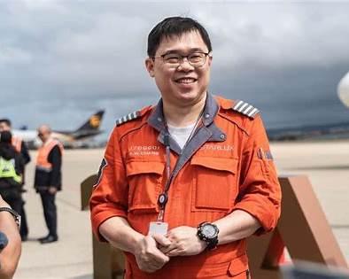 “豪门电视剧都不敢这么演！”为了娶空姐，张国炜曾把手里的公司股票和台北房产还给