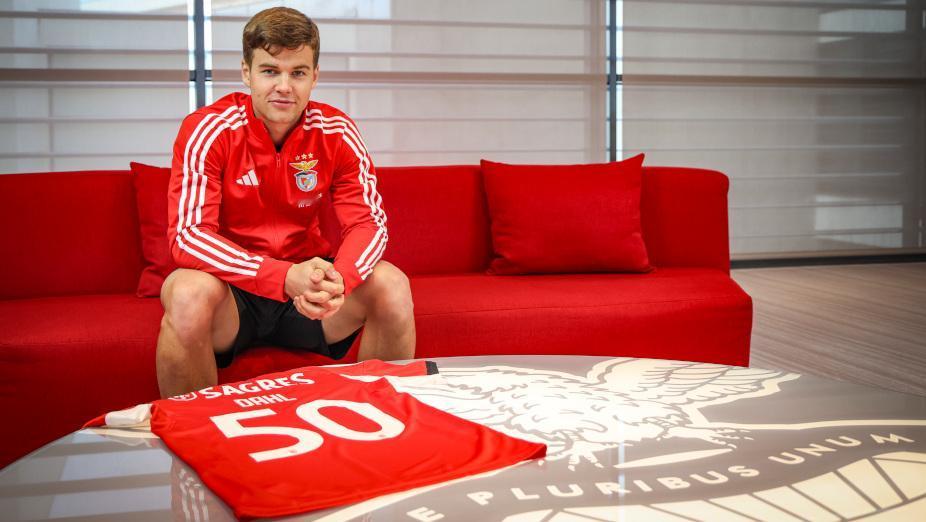 穆里尼奥麾下，为本菲卡出战50场的左后卫达尔，已经成为曼联等欧洲五大联赛俱乐部的