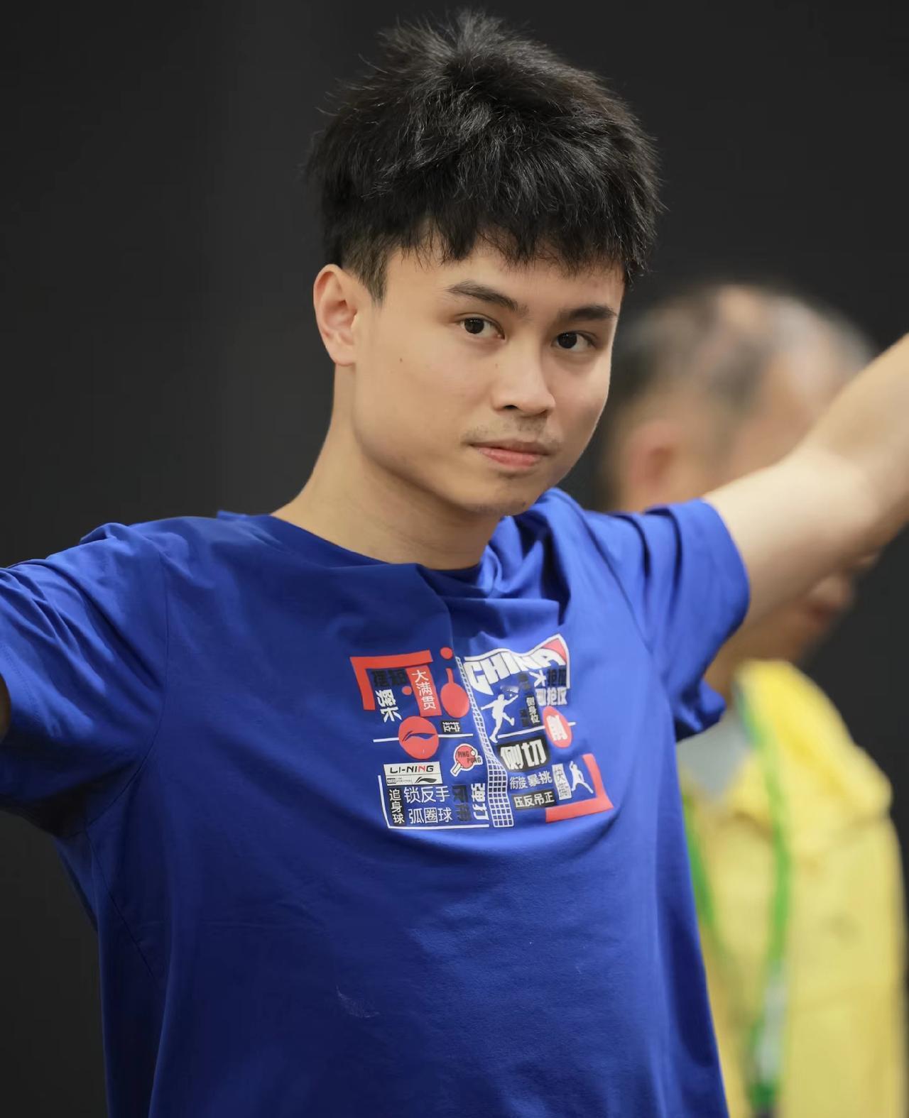 周启豪获得伦敦团体世乒赛名额！刚刚名单一出，我就知道这次周启豪一定能打上去的