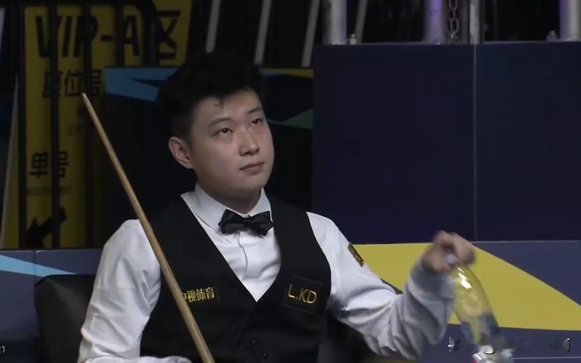 单凭左手就能打进世界前16的只有一个人！他，就是斯诺克传奇……以下