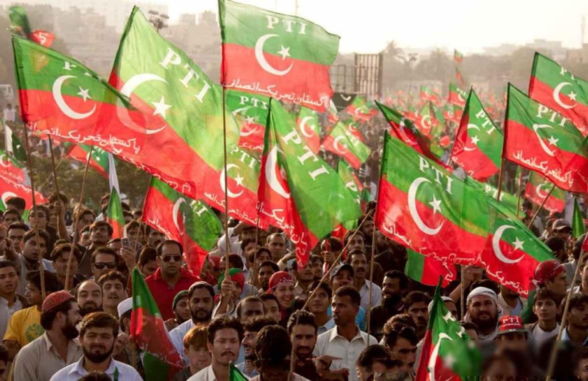 巴基斯坦总司令权势滔天，特朗普只用了一句话，就让他乖乖就范？巴基斯坦最强大的军