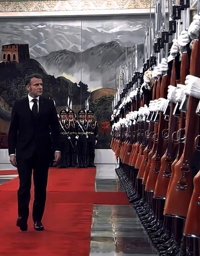 马克龙访华法新社的帝国滤镜，名不虚传