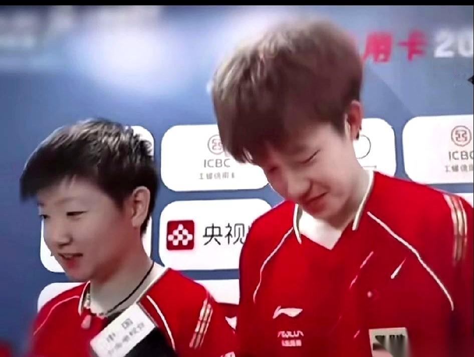 我跟你说，主持人那个问题问出来，全场空气都安静了三秒。“你们觉得，你们在哪些地