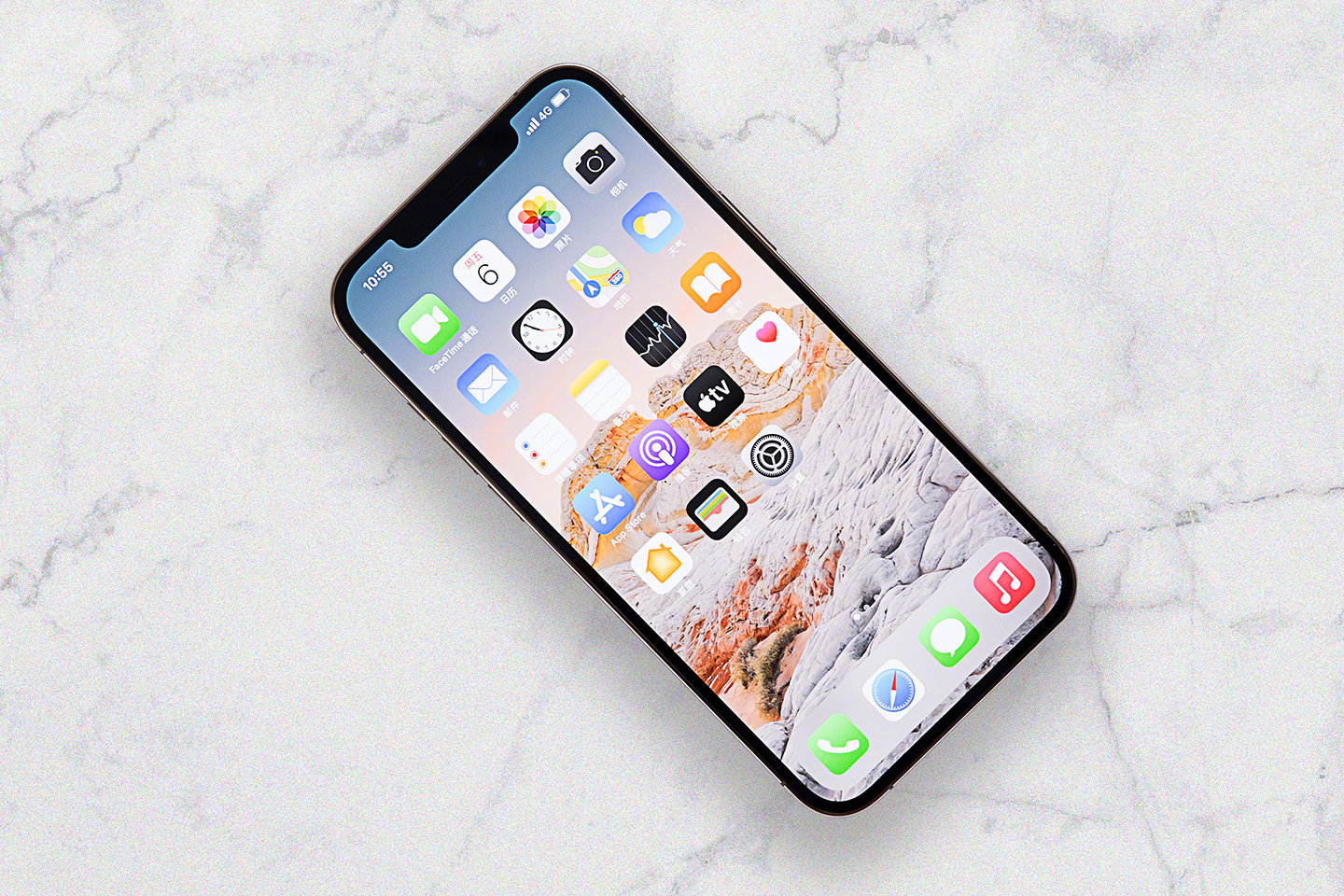 iPhone12mini屏幕,iphone12屏幕 iphone12mini销量低到库克心碎, 小屏幕手机准备退出市场了?