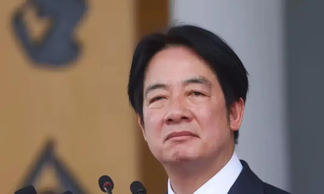 面对绿营大本营台南十天断电断水，当局一句回复让人破防网上一句调侃的话“当今地