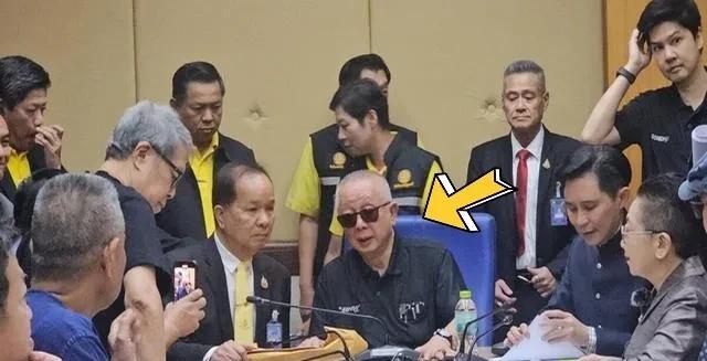 洪森聪明反被聪明误？倒下了个佩通坦，却跳出个林明达，林明达是反对派的代表人物，态
