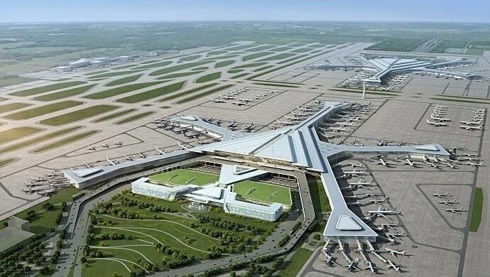 随着2026年10月投运日期的临近，形似五角星的长沙黄花机场T3航站楼（“长沙之