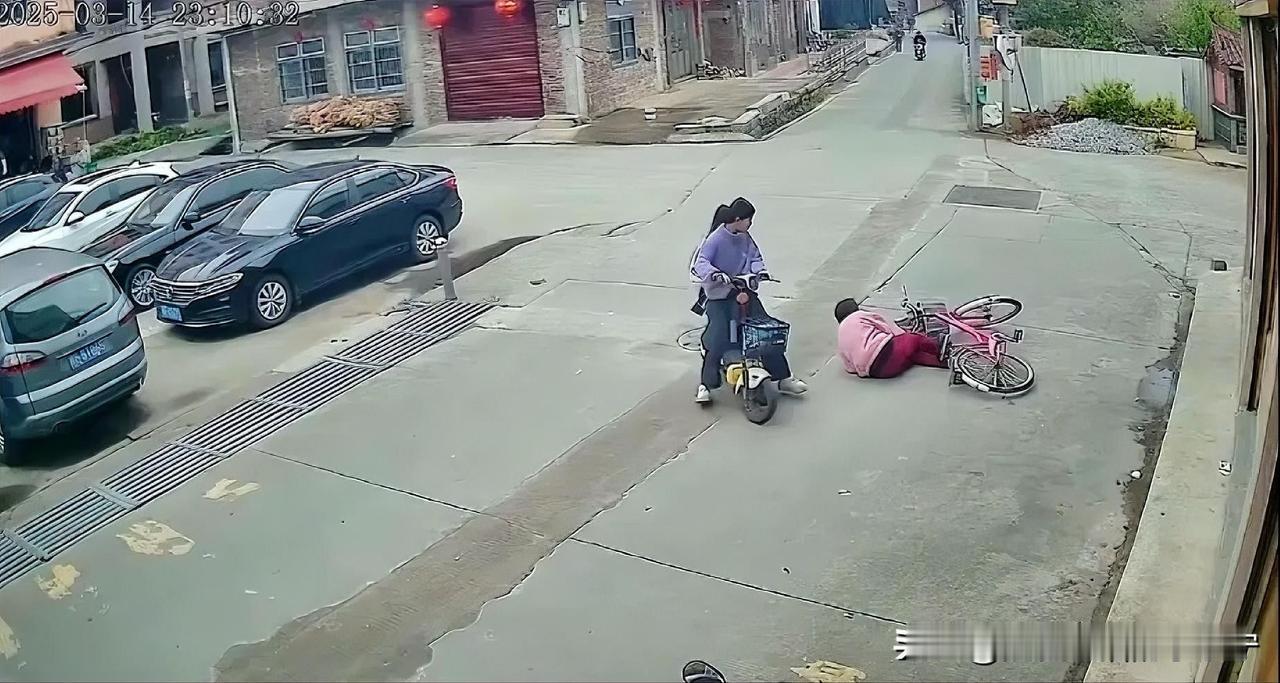 老人摔倒索赔22万事件，案件已撤诉！撤诉绝不是老人的意愿，只不过迫于