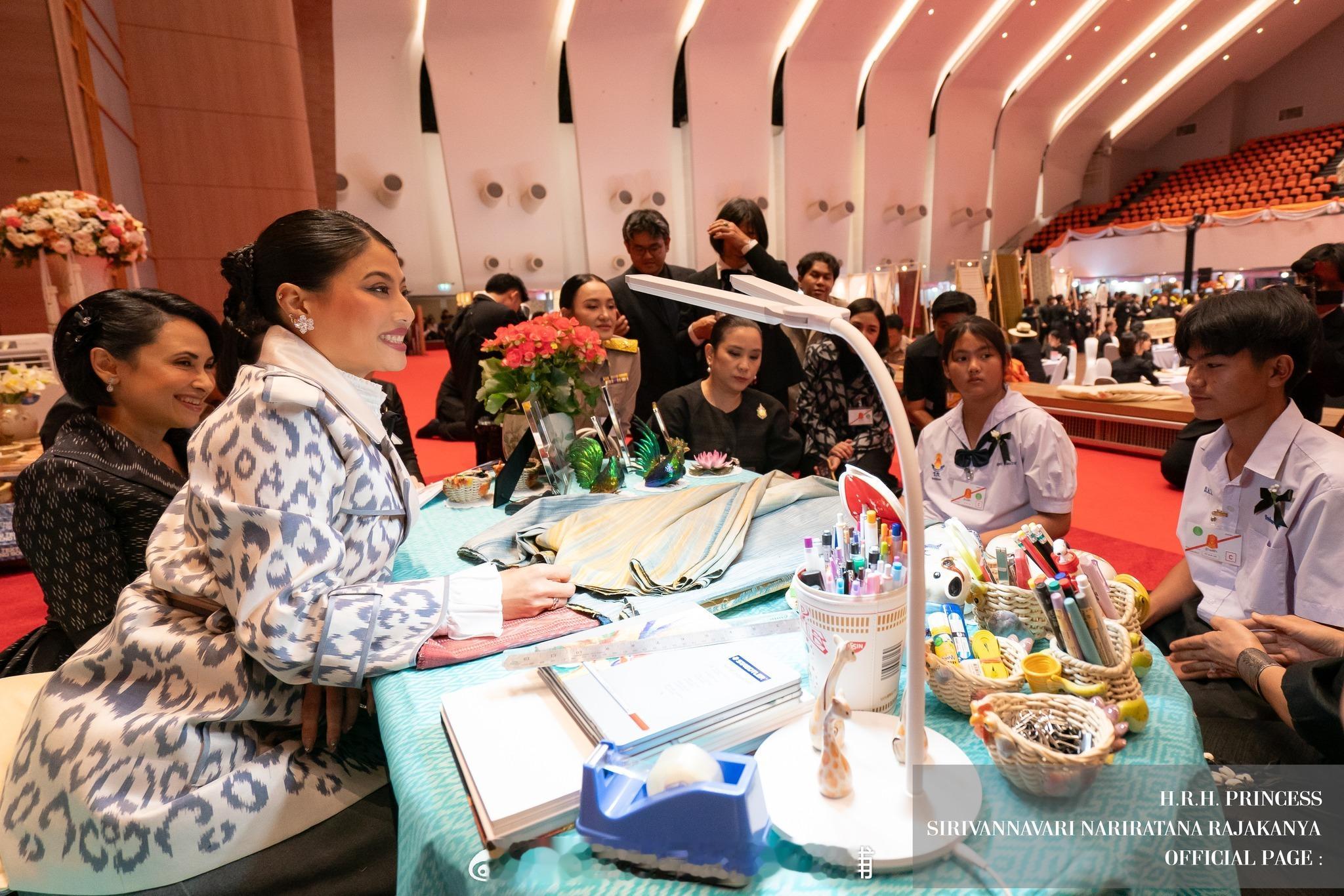 王室王室泰国王室镇宅2026年1月21日，镇宅在孔敬大学的多功能会议中心，参观