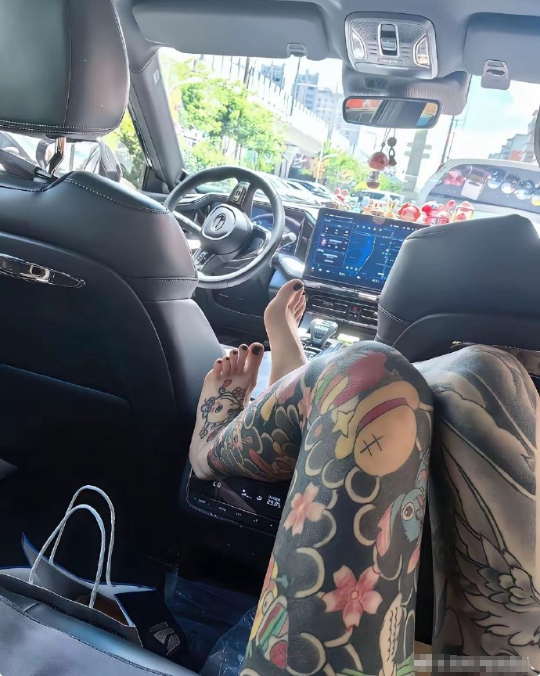 网友：猜猜我男朋友是什么样的人​​​