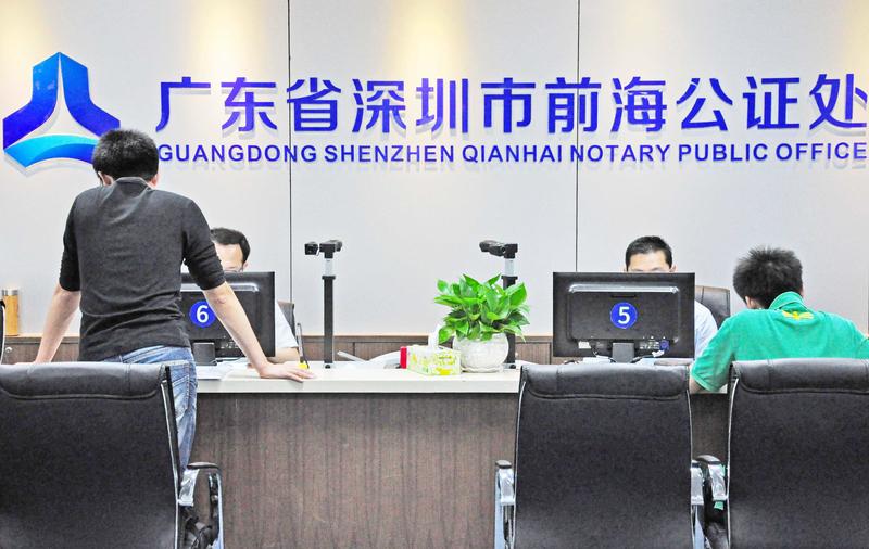 我侄女今年30岁,省司法厅公务员,一脸的“班味”。我嫂子屡次三番督促我留心物色,