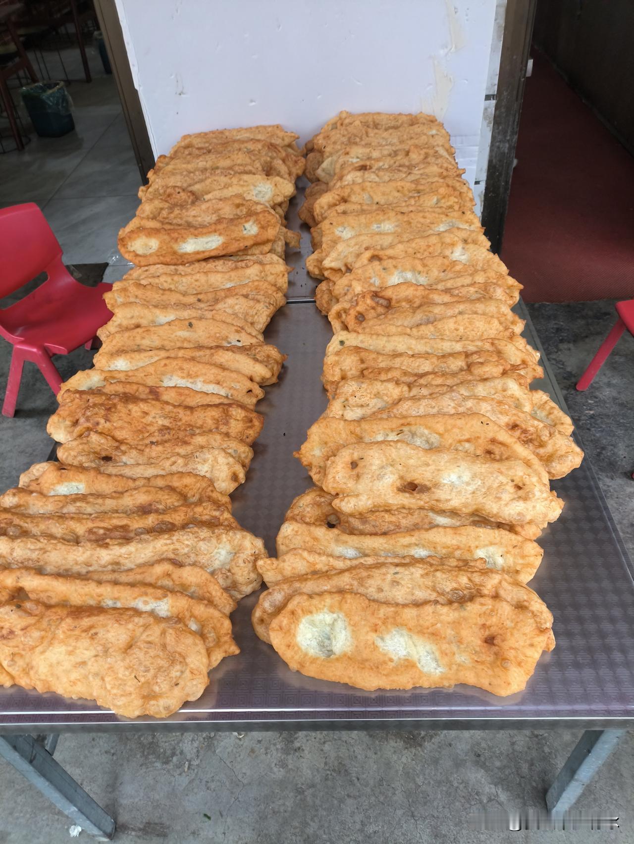 人们普遍对“大龄剩女”持不看好的态度，原因在于她们曾与交往过的男朋友有过同居史。