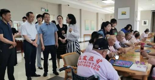 又一家县级医院关停门诊输液大厅,皮肤科门诊、发热门诊、肿瘤科门诊（日间化疗）、小
