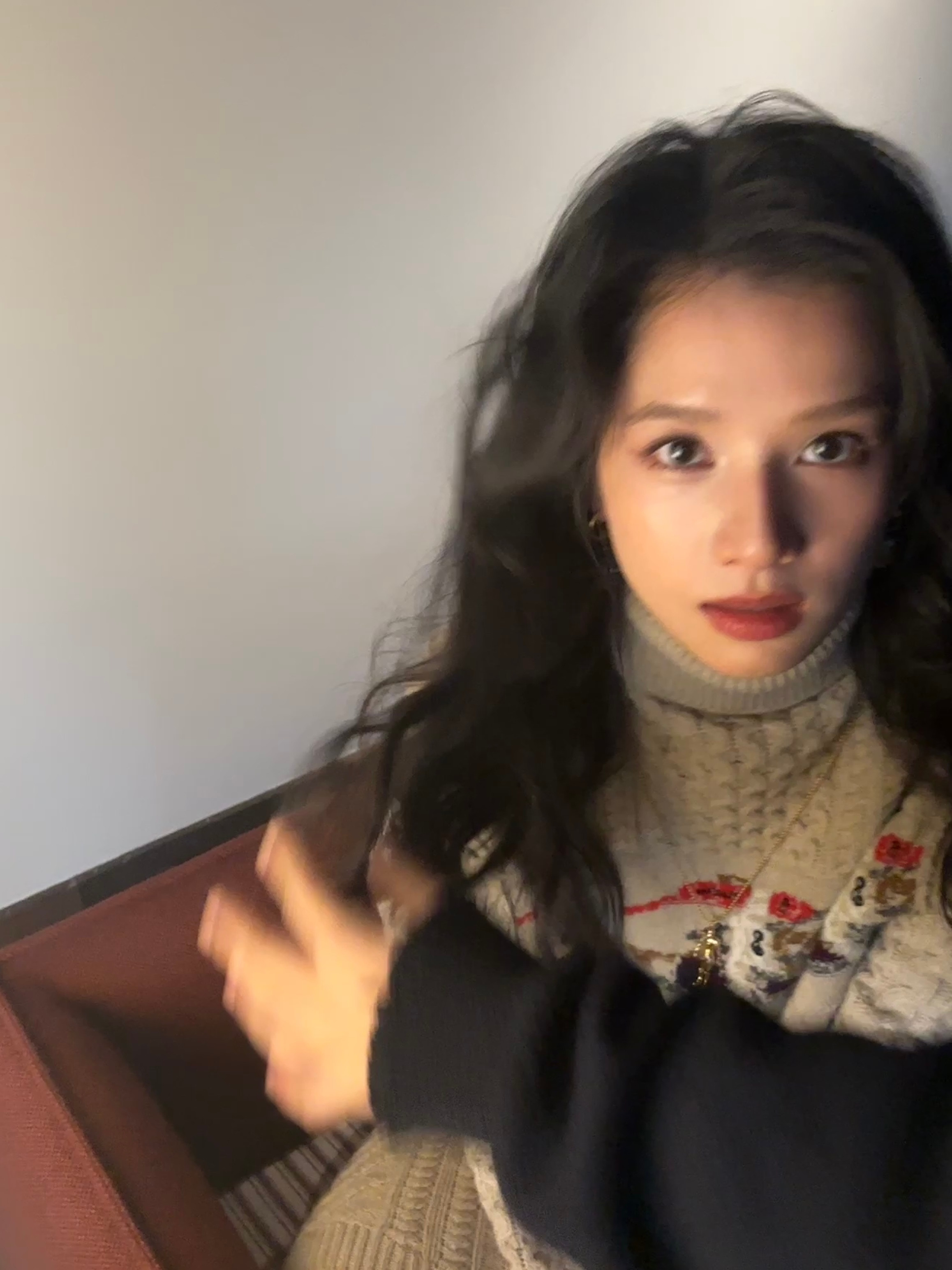 李现张婧仪雾里青4月开机在复制粘贴的时代，你是手写的诗